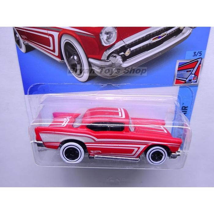 Hot Wheels 57 Chevy Merah