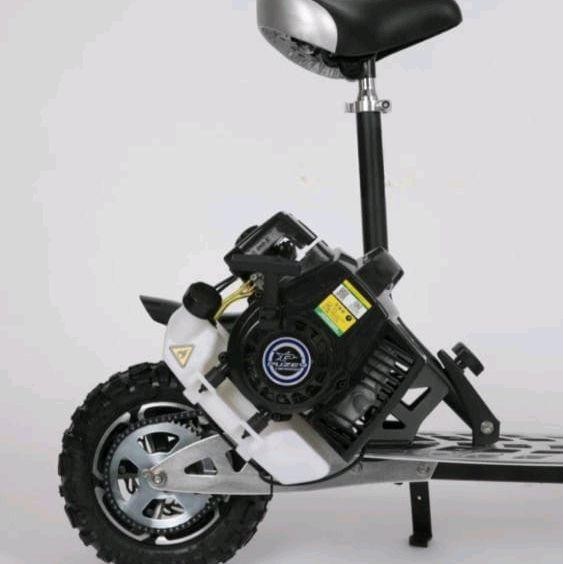 IberScoot Uber Scoot 2 Speed 49CC Gas Scooter / 49CC Skuter Bensin