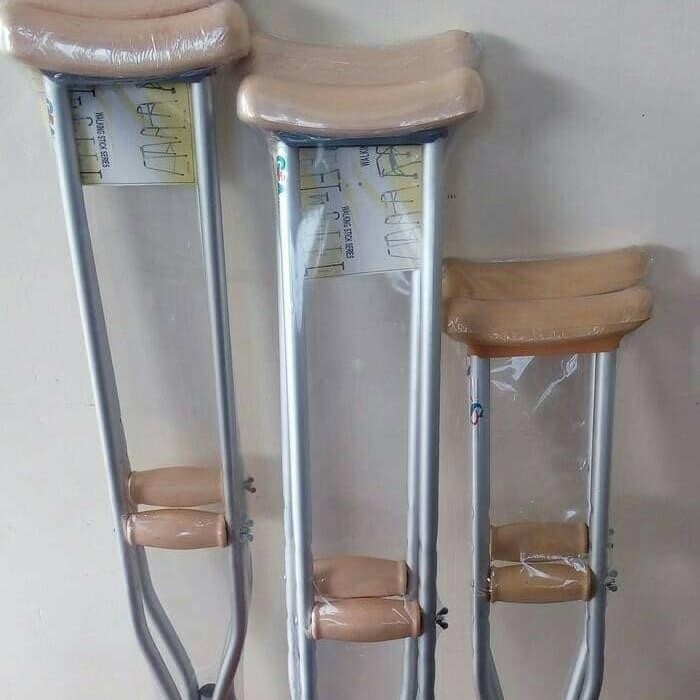 ALAT BANTU JALAN TONGKAT KETIAK UNTUK PATAH TULANG KAKI