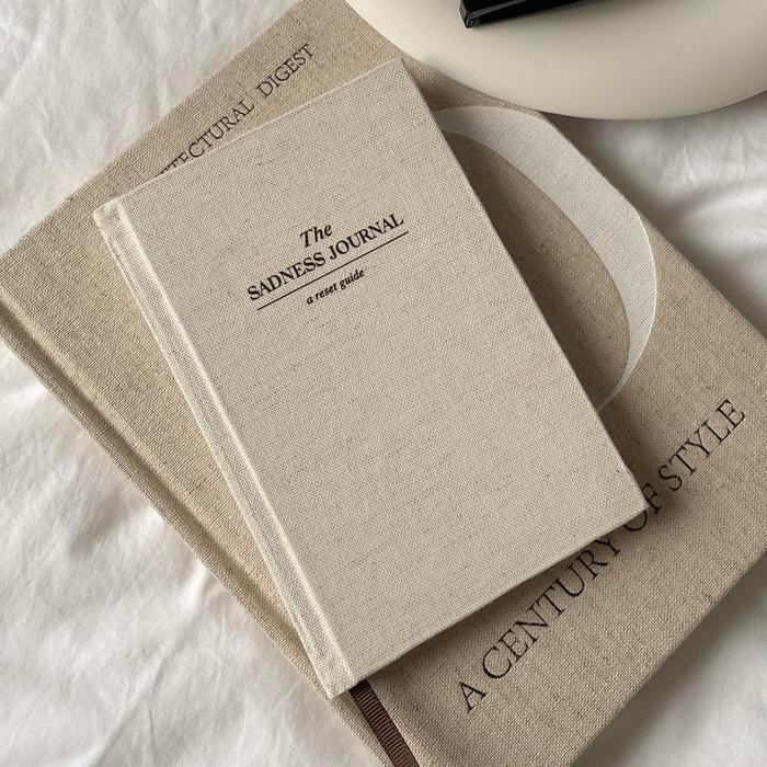 

Terlaris The Sadness Journal / Linen Journal Notebook / 5 Minutes Journal