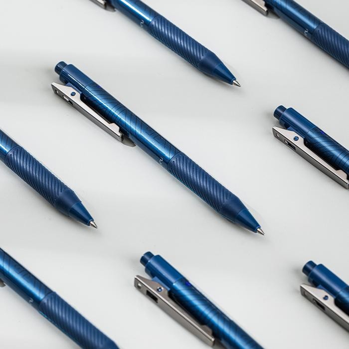 

Deli Gel Pen / Pulpen Gel Retractable Pen Cetek 0.7mm 12 PCS EG80