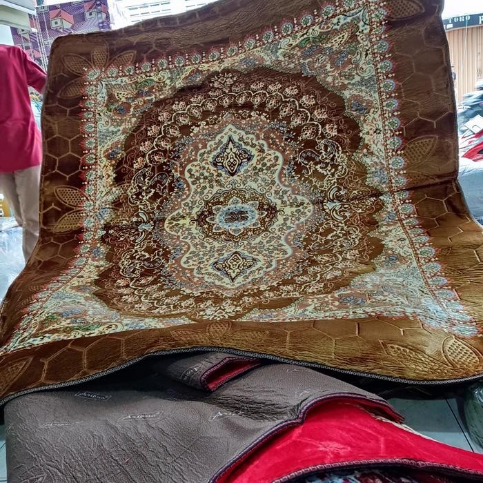 Karpet Malaysia Karpet Tebal dan Empuk uk 190x220