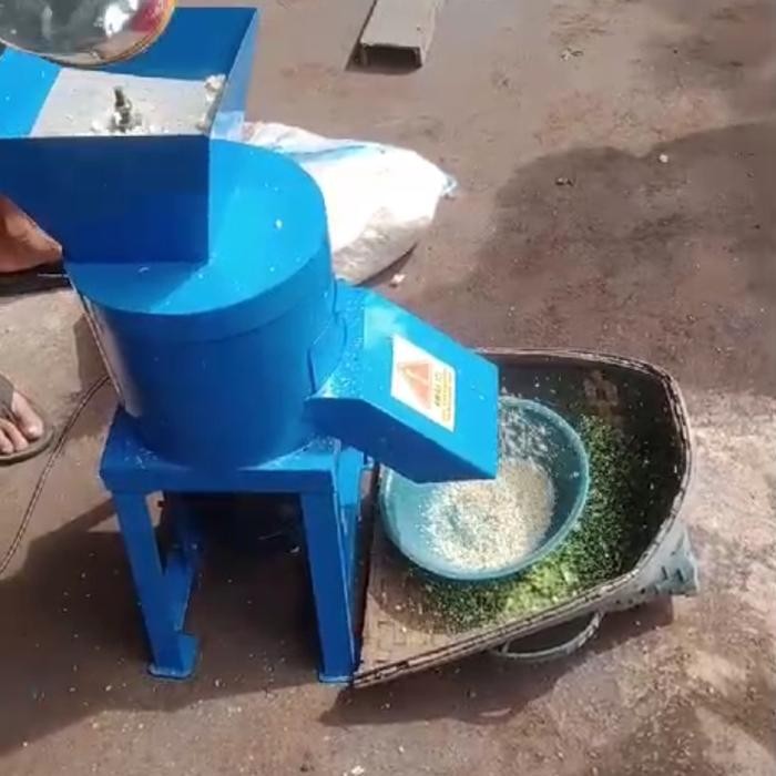 mesin pencacah dan penggiling coper multi fungsi.giling jagung upilan .karak.daun2nan jadi lembut