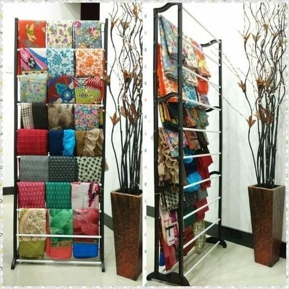 Ladder Hanger Besi Stand Rak Tangga Gantung Sajadah Mukena Hijab Baju