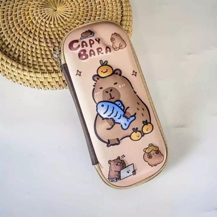 

Kotak Pensil Timbul 3D Karakter Capybara Capy Bara Pencil Case Souvenir