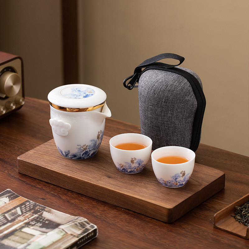 Set Perlengkapan Teh Travel - 1 Teapot 2 Cangkir - Keramik Portable Hadiah - Desain Minimalis - Pili