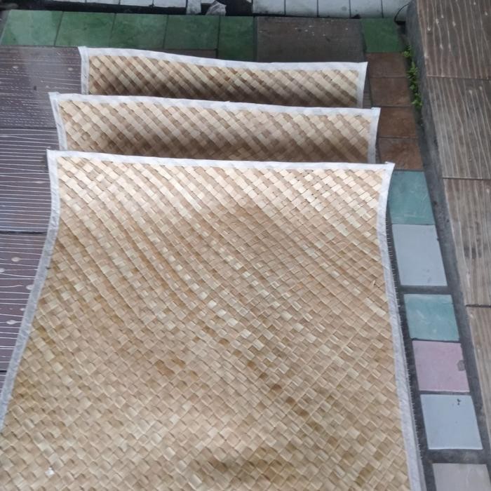 PREMIUM Tikar Pandan Anyam Jahit Kain Samping Tikar Piknik Tikar Anyaman Warna