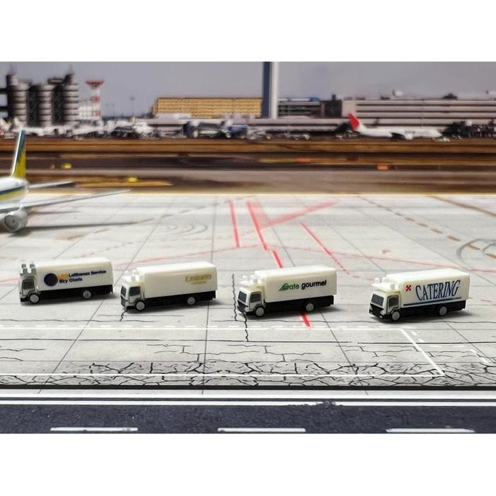 MINIATUR AIRPORT TRUK KATERING ISI 4 DIORAMA HERPA 1:500