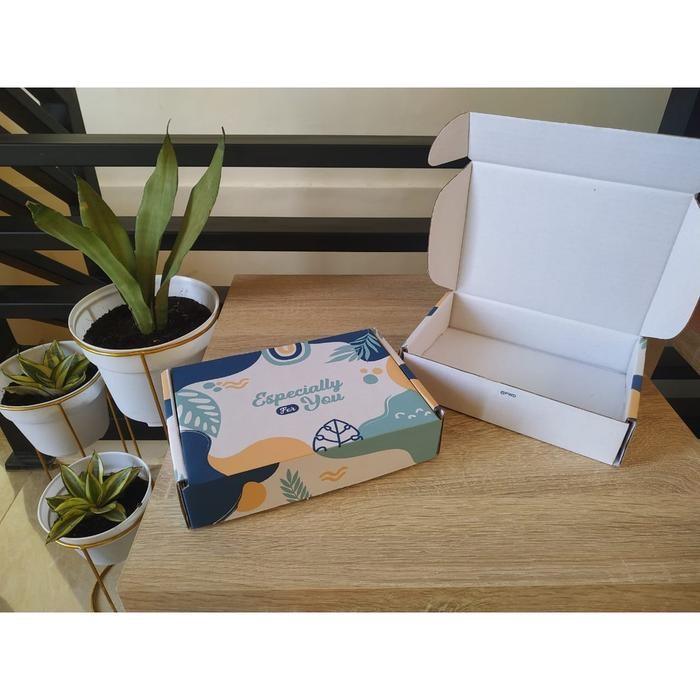 LAMPU TIDUR KADO WISUDA HADIAH GRADUATION 3D LED AKRILIK CUSTOM FOTO & DETAIL HIASAN