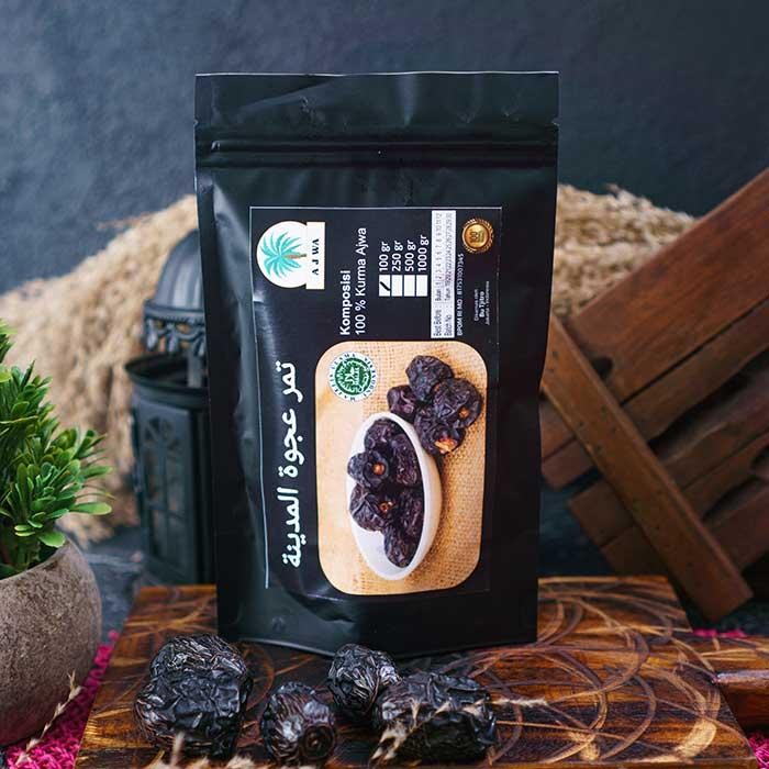 

Kurma Ajwa 250gr - Kurma Nabi Asli Madinah Super Premium Quality