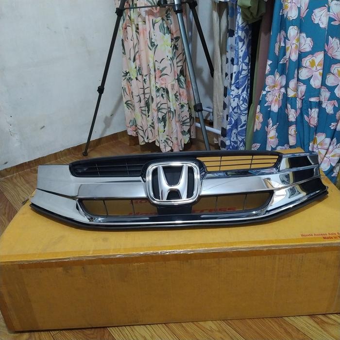Promo Grill Depan Mobilio 2014 2016 Type E Best Quality