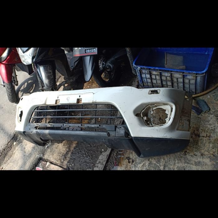 bemper depan Mitsubishi Pajero dakar 2014