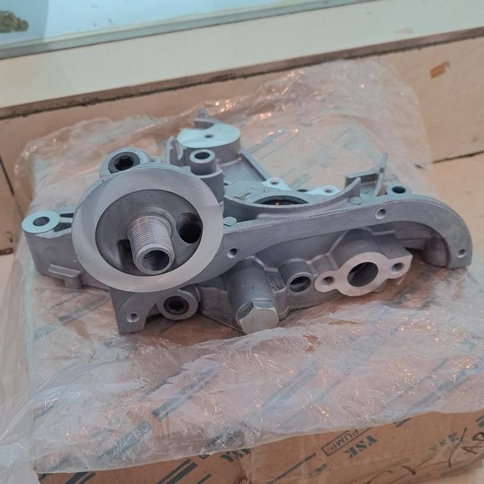 Pompa Oli Oil Pump Mitsubishi Lancer CK4 Lancer Cedia CS5