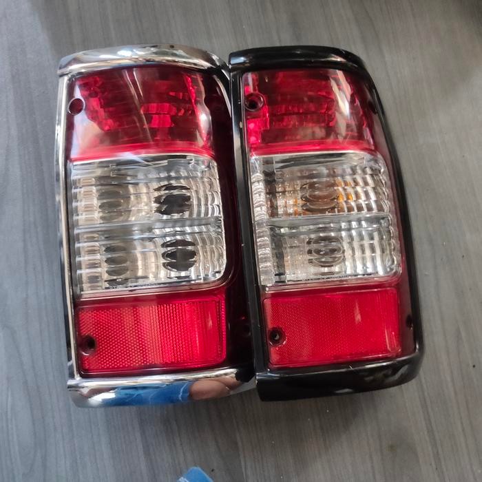 stoplamp Mitsubishi kuda Grandia original