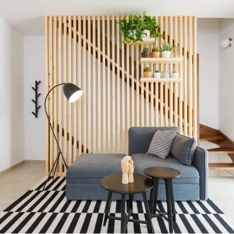 Partisi ruangan minimalis kayu