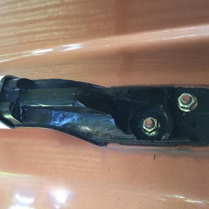 Dudukan Handle Bagasi Karimun Kotak