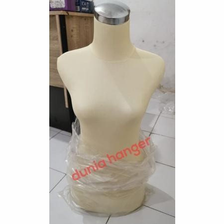 

MANEKIN DM KAIN TEBAL DEWASA PLUS TIANG BESI