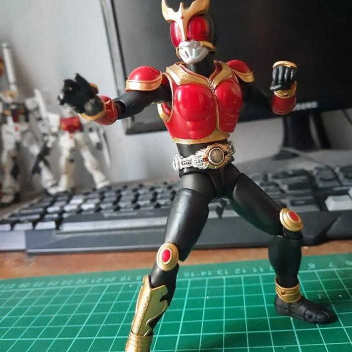 shf masked rider kuuga mighty rising figure kuuga ultimate maskedrider