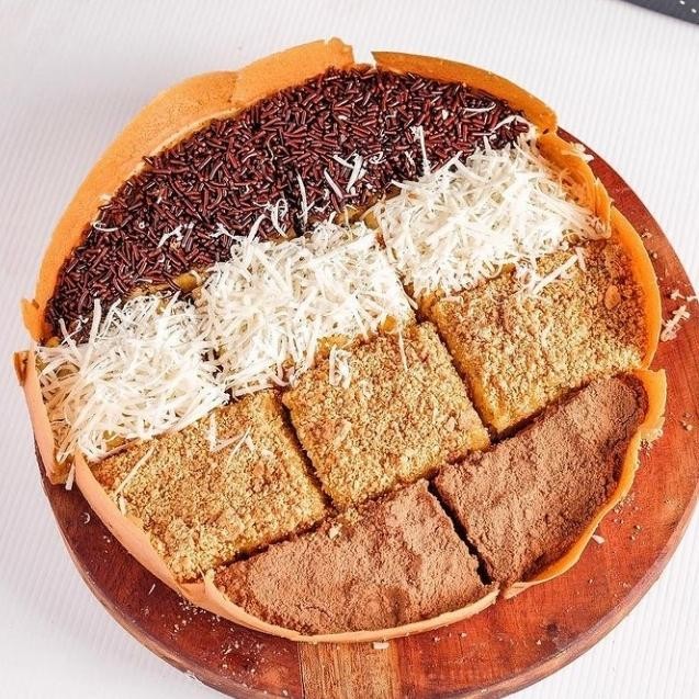 

Martabak Manis 4 Topping Varian ( Wisjman Butter )