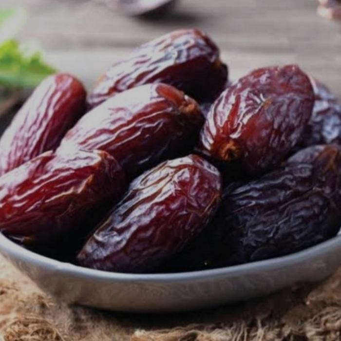 

Glx kurma medjool dates 1kg/kurma medjol/kurma jumbo