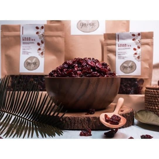 

Gdh Dried Cranberry 100 Gram / Buah Kranberri Kering 100 gram Import USA Organic Paradise