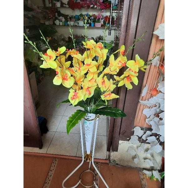 bunga anggrek artificial +pot standing /bunga sudut ruangan