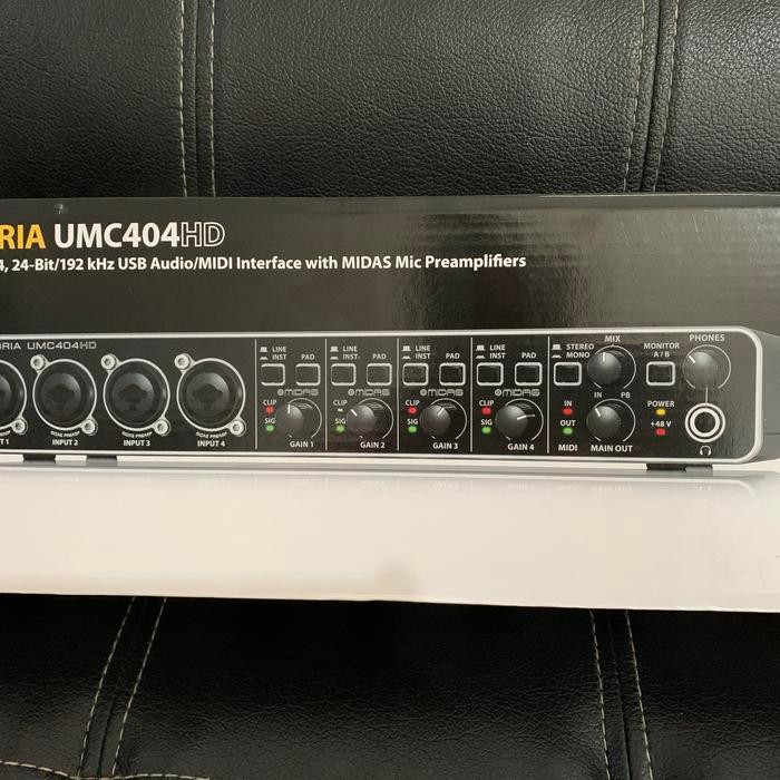 Behringer soundcard 404HD