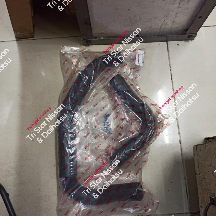Selang Radiator Taft Gt Set Original