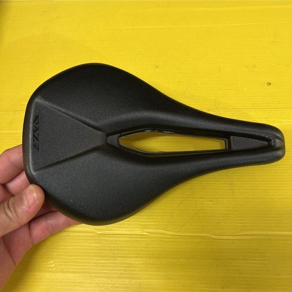 Sadel Raze Short Nose Roadbike