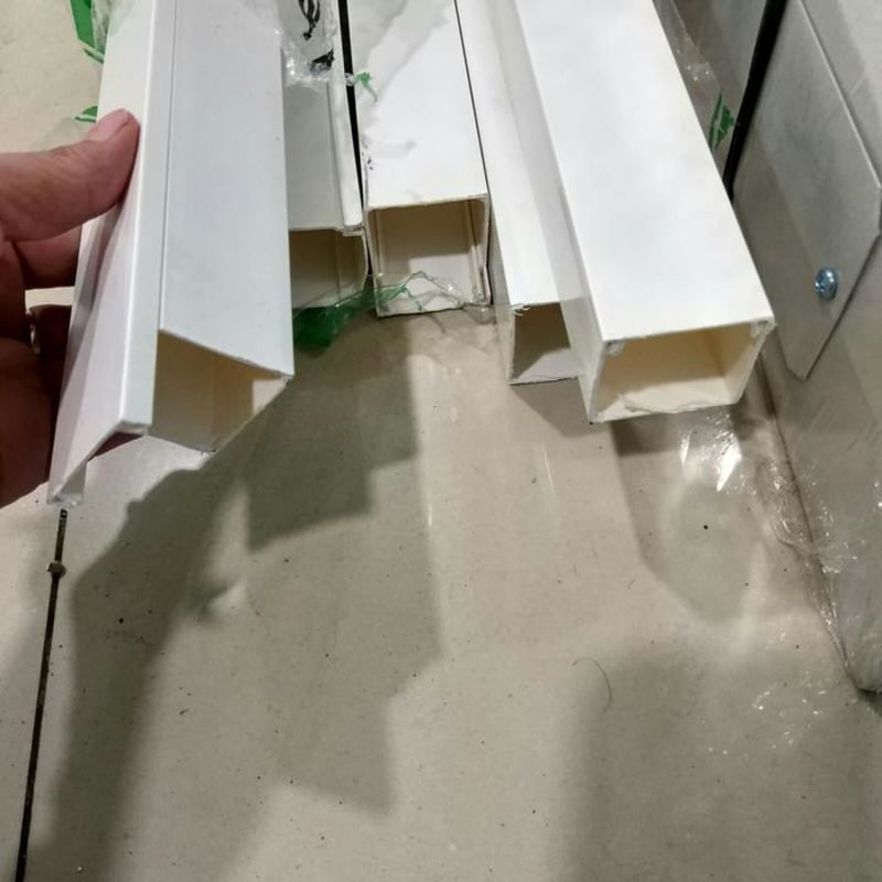 KABEL DUCT 50 X 50 MM PJG 3mtr Trunking pipa Duct 5 x 5 cm