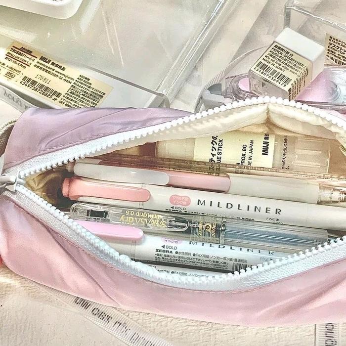 

Tempat Pensil Aesthetic Cute Pencil Case Pouch Makeup Penyimpanan Alat Tulis Stationery