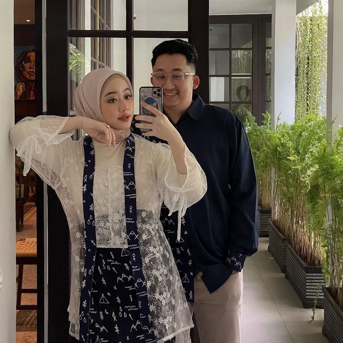 ORIGINAL Kebaya Couple Kutu Baru Modern Kebaya Wisuda Lamaran Baju Couple Kondangan Pasangan READY