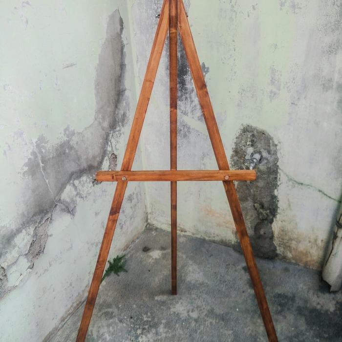tripod standing kayu minimalis