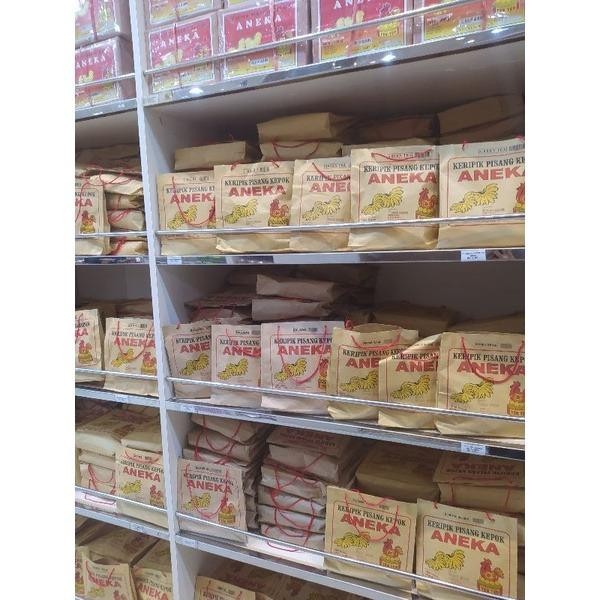 

Sedia Aneka Keripik Pisang Kepok Oleh2 Khas Lampung 225gr