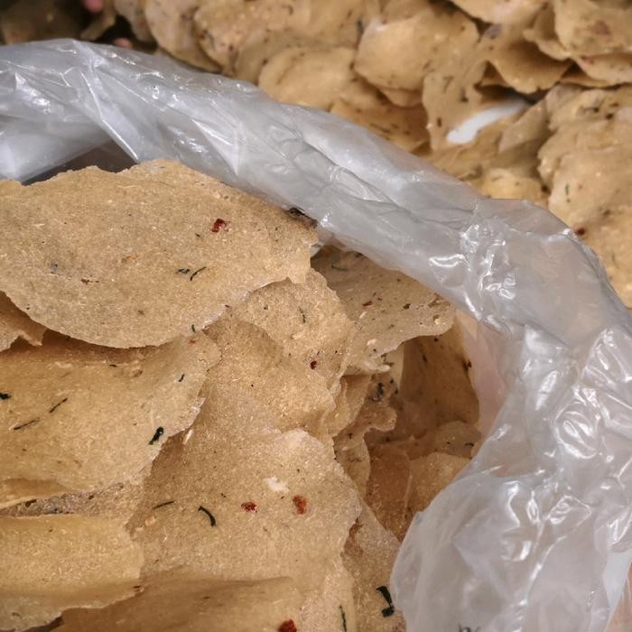 

Sedia Enye singkong Mentah bumbu gurih isi (105) pcs