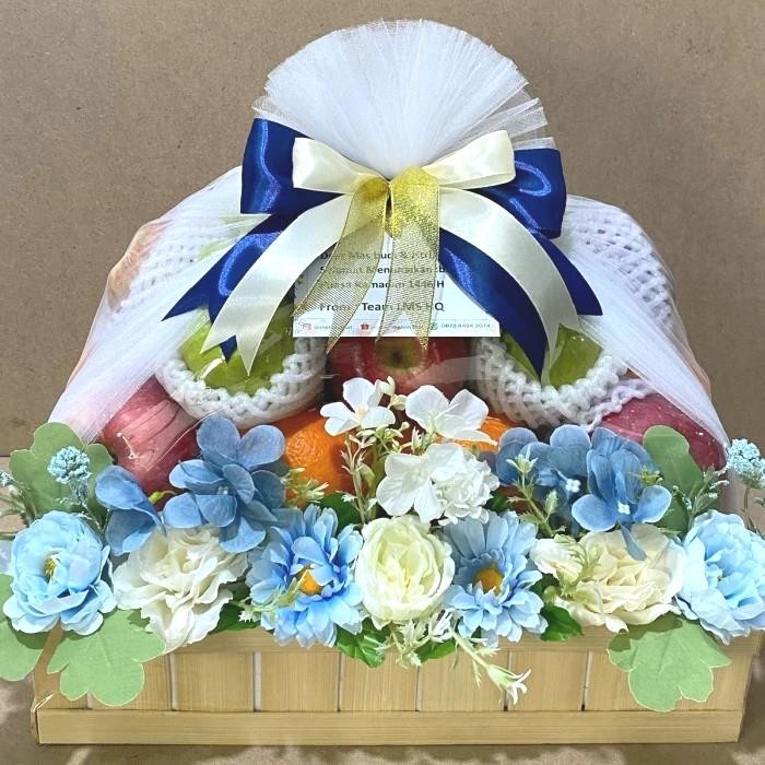 

Parcel Buah Segar + Bunga Melvinfruit