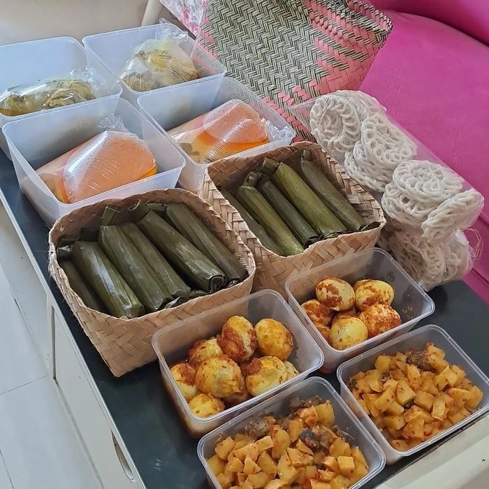 

paket menu lebaran ketupat#hampers lebaran