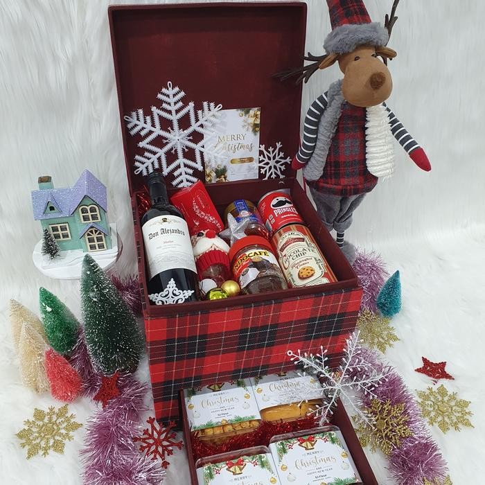 

Paket dekorasi hampers natal christmas parcel hadiah kue kering 29