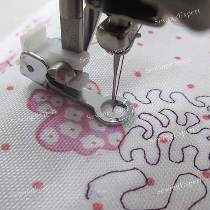 

AT Sepatu Bordir Mesin Jahit Portable Free Motion Darning Foot Presser Embroidery Sepatu singer
