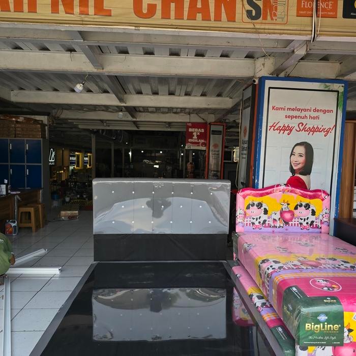 Dipan Kasur 160X200 Abu Abu