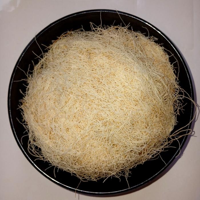

kunafa / kadayif/ kataifi bahan isian coklat dubai makanan khas timur tengah ( repack food) - 100 gr