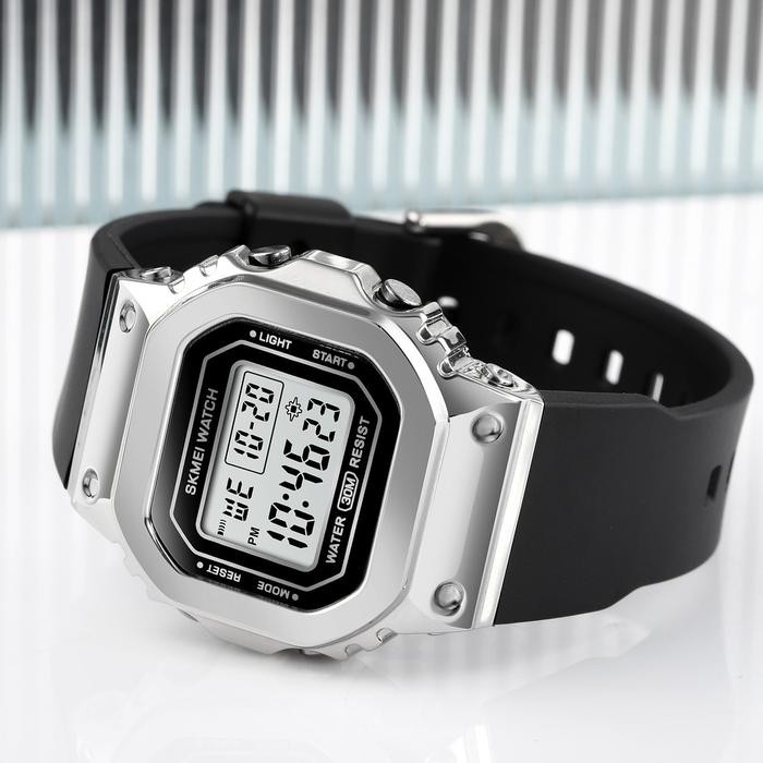 Jam Tangan Wanita Pria Digital El Backlight Sport Watch Skmei 1796