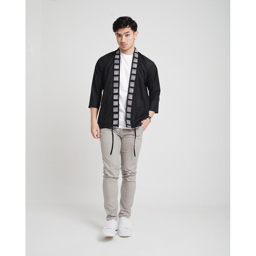 D'Gawan Outer Batik Pria Khata Kimono - Black Pasti Ori