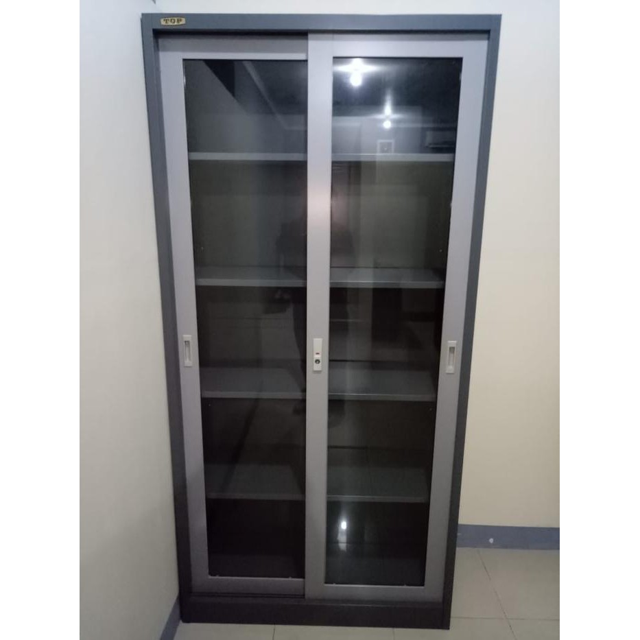

Lemari Arsip Besi Kaca sliding Merk TOP By Datascript Murah