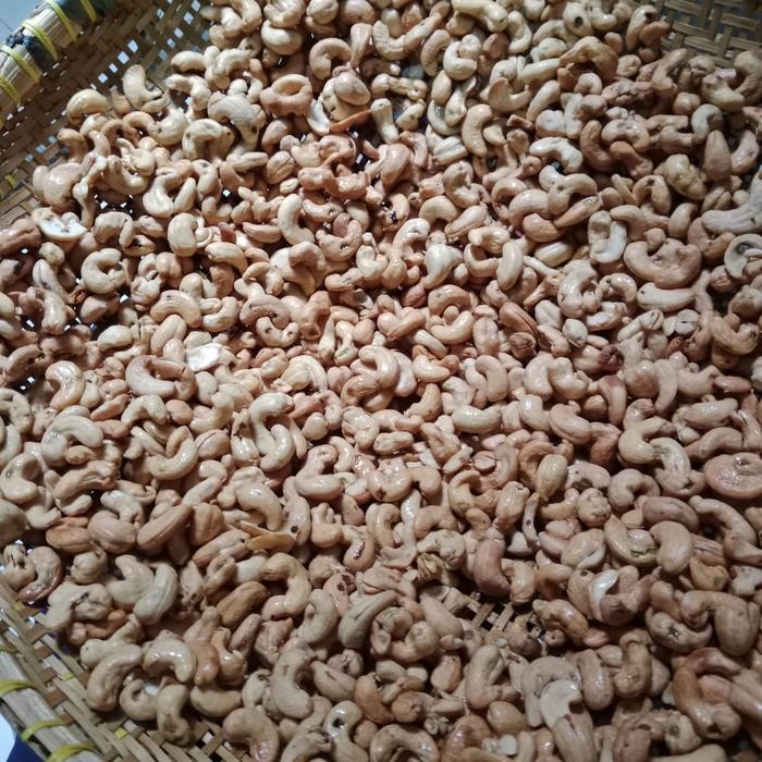 

Kacang Mede Utuh Matang/Goreng 1Kg (Termurah)