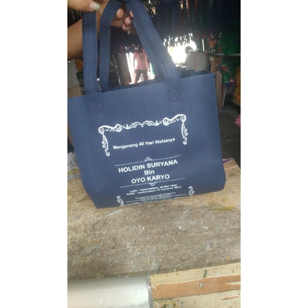 (Expert) 22x22x26 Tas spunbond nasi kotak / goodie bag box nasi