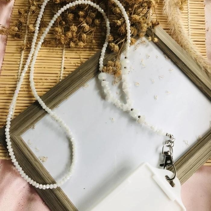 

LANYARD ID CARD HOLDER NAME TAG KRISTAL MIX CHIPS BEADS