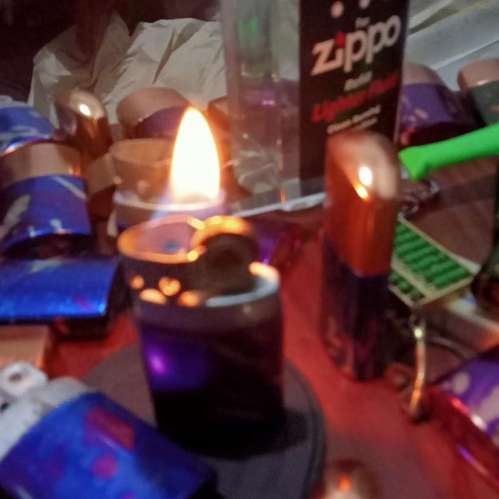 korek sumbu jaman dulu warna warni