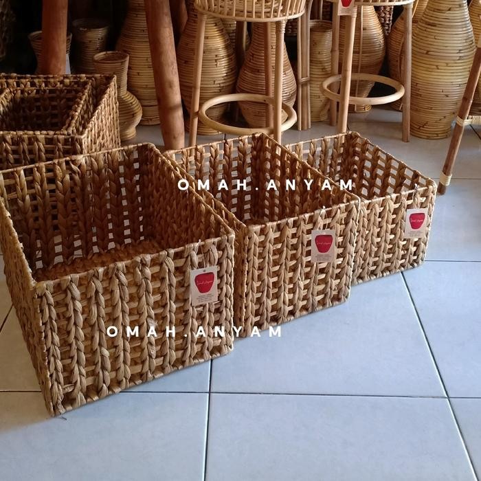 Keranjang Anyam Eceng Gondok Storage Eceng Gondok Keranjang Anyam Kerawang Eceng Gondok Penyimpanan