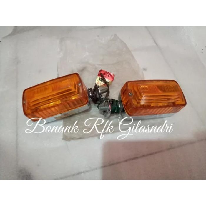 Lampu Sein Reting Riting Belakang Yamaha V75 V80 RX 125 Twin